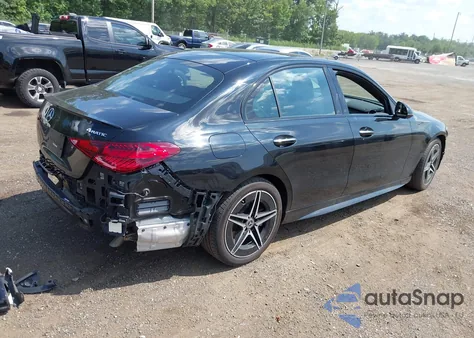 2023 Mercedes-Benz C 300 4Matic z USA, uszkodzony, nr VIN W1KAF4HB4PR086926